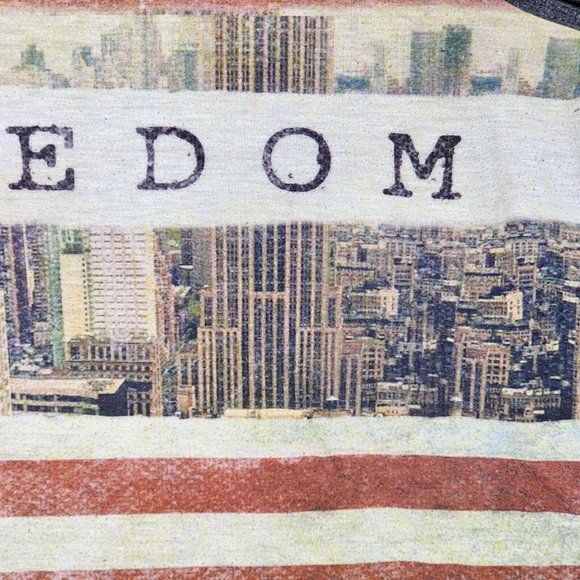 Epitome Men's All Over Print American Flag Tank Top Size L - Picture 6 of 9